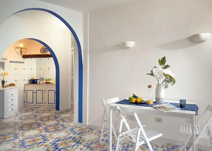 Daplace - Scalinata Позитано